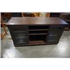 Image 1 : PINE GLASS DOOR ENTERTAINMENT STAND