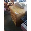 Image 2 : MAPLE 4 DRAWER DRESSER