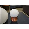 Image 2 : 2 ROUND LAMPS