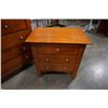 Image 2 : MODERN 9 DRAWER DRESSER WITH PAIR OF 3 DRAWER NIGHTSTAND
