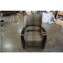 RECLINING UPHOLSTERED CHAIR