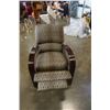 Image 2 : RECLINING UPHOLSTERED CHAIR