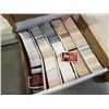 Image 2 : 5 Large boxes of sports cards