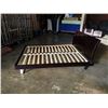 Image 2 : QUEEN SIZE MODERN BED FRAME