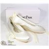 Image 1 : IVORY WEDDING SHOES WITH SILK STRAP. SIZE 12.