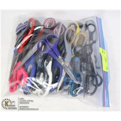 BAG OF SCISSORS