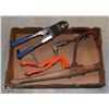 Image 1 : LARGE FLAT OF TOOLS INCLUDING PEX PIPE CRIMPER