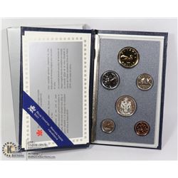 1990 CANADA COIN SET IN MINT CASE