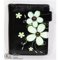 NEW SHAG WEAR WOMENS WALLET