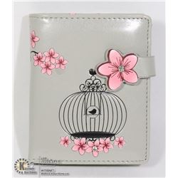 NEW SHAG WEAR WOMENS WALLET