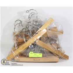 VINTAGE WOOD PANT/SKIRT HANGERS (16) INCLUDING