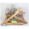 Image 1 : VINTAGE WOOD PANT/SKIRT HANGERS (16) INCLUDING