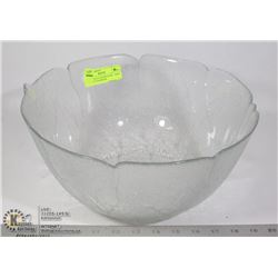 GLASS LEAF PATTERN BOWL- VERY LARGE 12" DIAMETER