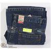 Image 1 : TWO PAIRS OF WOMENS JEANS SIZE 38/28