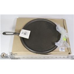 NEW FLAT ROUND CAST IRON SKILLET PERFECT FOR