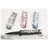 Image 1 : 4 MINI KEYCHAIN SKULL KNIVES - 2 BLACK, 1 BLUE, 1