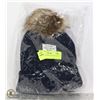 Image 1 : KNITTED POM POM LDS BEANIE NVY