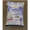 Image 1 : BAG OF GREEN FLAG DE-ICER AND ANTI SKID (GOOD TO