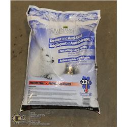 BAG OF GREEN FLAG DE-ICER AND ANTI SKID (GOOD TO