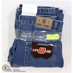TWO PAIRS OF LIFE LINE WOMENS JEANS 32/36