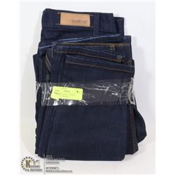 TWO PAIRS OF BLUE BLOOD WOMENS JEANS 28/32