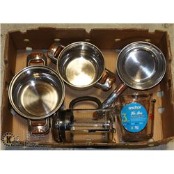 FLAT OF KITCHEN ITEMS INCLUDING FIRE KING