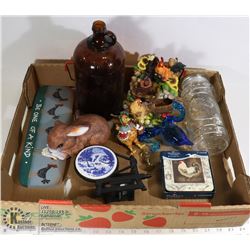 FLAT OF ASSORTED COLLECTIBLES AND HOME DECOR