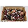 Image 1 : LARGE FLAT OF ASSORTED COLOUR NAIL POLISH