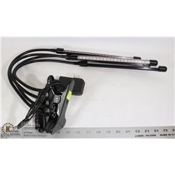 TABLE CLAMP ON LED GROW LIGHT WITH BUILT IN