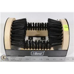 MR. BOOT CLEANER, BRISTLED BOOT CLEANER DEVICE