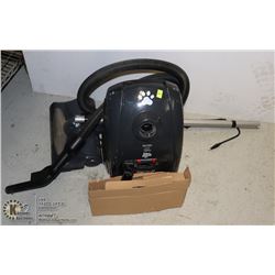 DIRT DEVIL JAGUAR II VACUUM WITH POWER HEAD AND