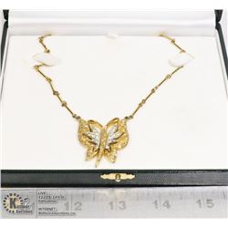 BUTTERFLY NECKLACE IN DISPLAY BOX