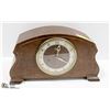 Image 1 : VINTAGE WOOD MANTLE CLOCK - NO KEY
