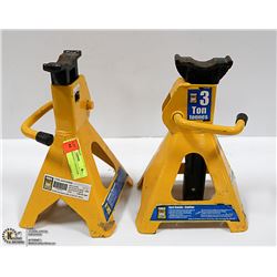 PAIR OF POWER FIST 3 TON FLOOR JACKS