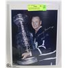 Image 1 : NHL TORONTO MAPLE LEAFS JOHNNY BOWER HOF SIGNED