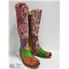 Image 5 : PAIR OF 3/4 LENGTH DESIGNER PATCH WORK BOOTS