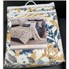Image 1 : TAG LIVING REVERSIBLE QUILT SET WITH 2 SHAMS