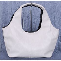 NEW S.Q. TWO COLOR PURSE WITH DETACHABLE MATCHING