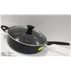 Image 1 : LARGE GREENPAN SAUTE PAN WITH LID