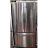 Image 1 : LG 33" FRENCH DOOR STAINLESS STEEL REFRIGERATOR.