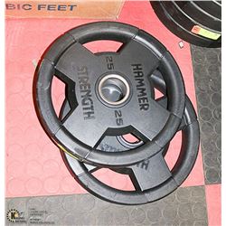 LOT WITH 2 HAMMER STRENGHT 25LBS WEIGHTS