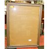 Image 1 : GOLD TONE PICTURE FRAME 29.5"X39"