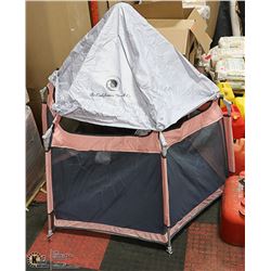 NEW POP N GO PLAY PEN AND MATTRESS INDOOR/OUTDOOR