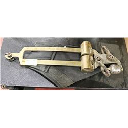 BRASS SCALE BEAN AND DRILL HOLSTER