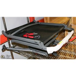 CABELAS TREE STAND/SEAT