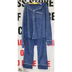 BLUE AND WHITE SLEEP SET SIZE MEDIUM