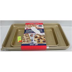 NEW NORDIC WARE 3PC BAKING SHEET SET ALUMINIUM