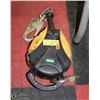 Image 1 : WORKMAN 30 FEET SELF-RETRACTING LANYARD