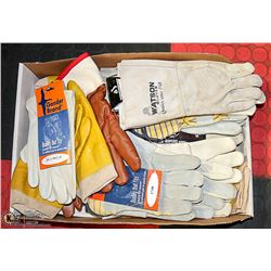 FLAT OF ASSORTED GLOVES