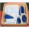 Image 1 : 28PC TUPPERWARE SET